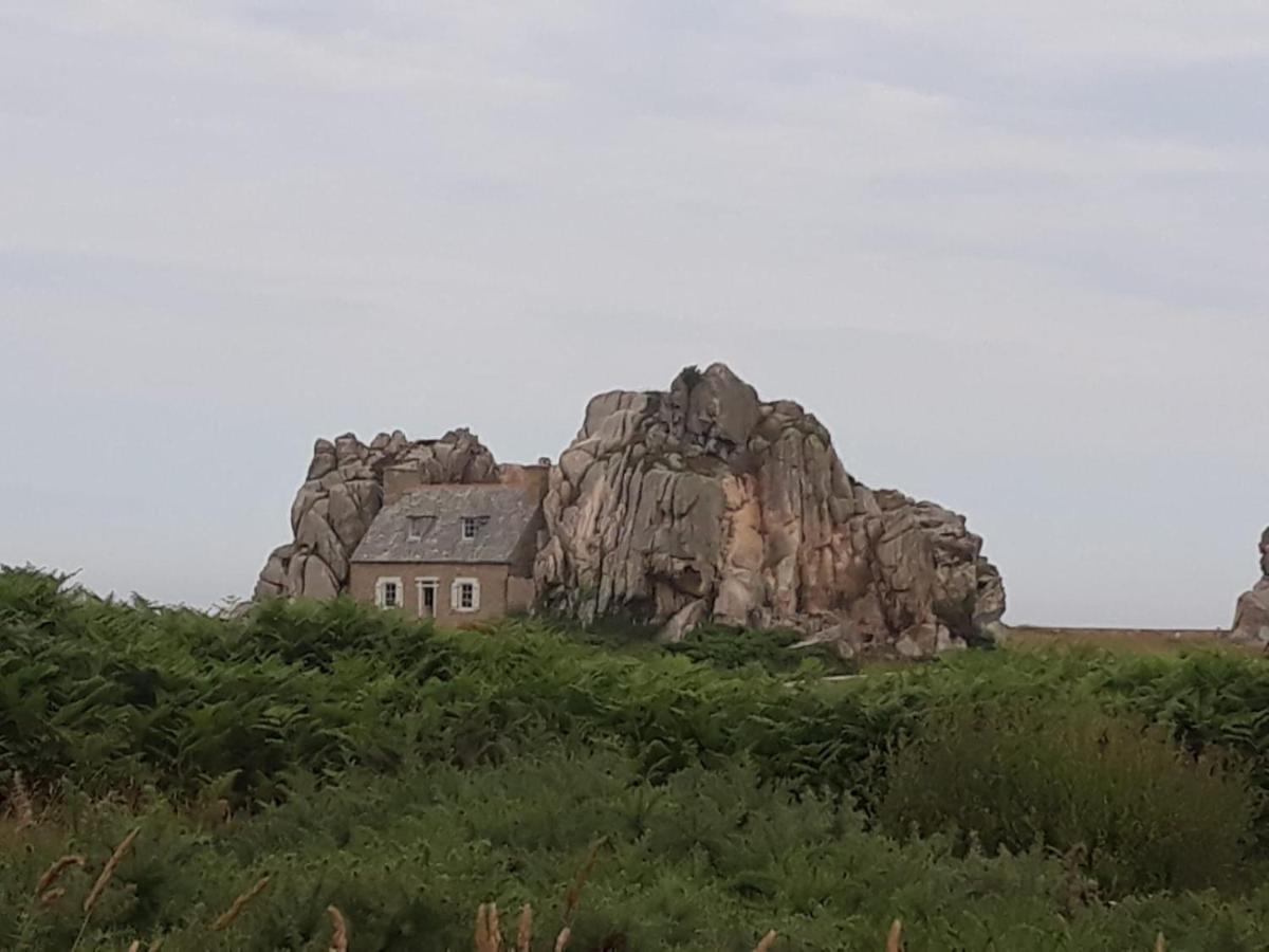 Ty Ann Maison Avec Jardin Clos De Mur, A Proximite Des Commerces Et A 3Km Des Plages Penvénan Kültér fotó