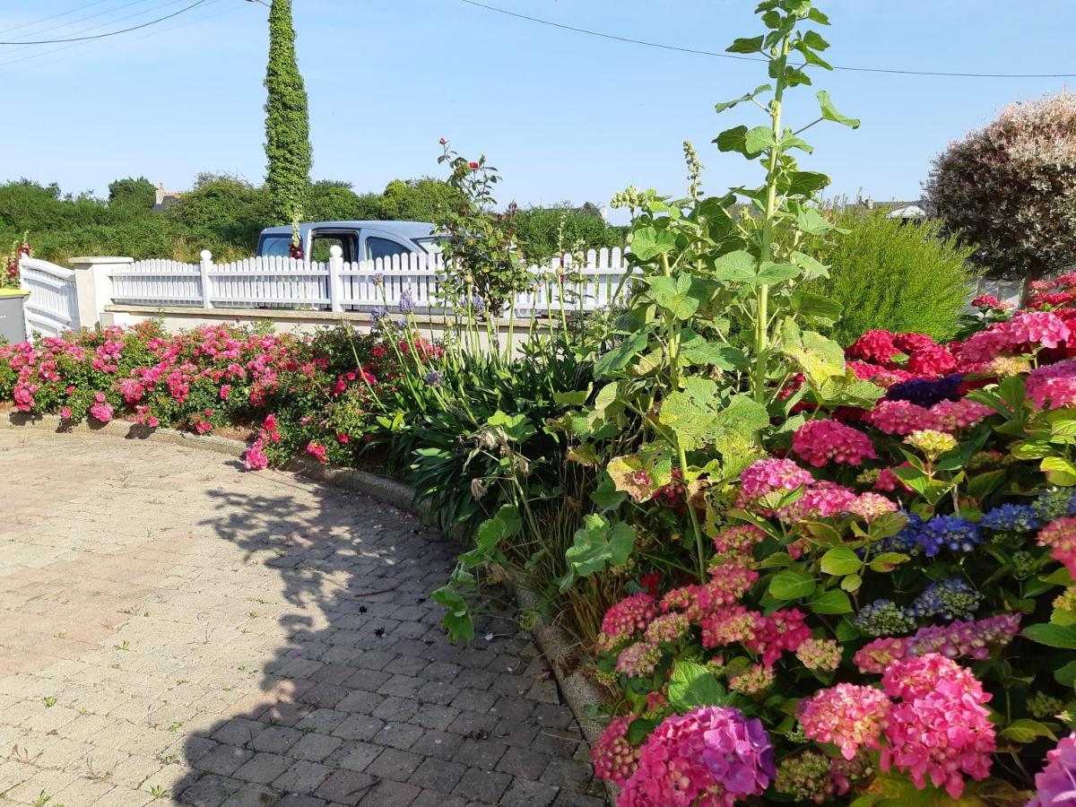 Ty Ann Maison Avec Jardin Clos De Mur, A Proximite Des Commerces Et A 3Km Des Plages Penvénan Kültér fotó