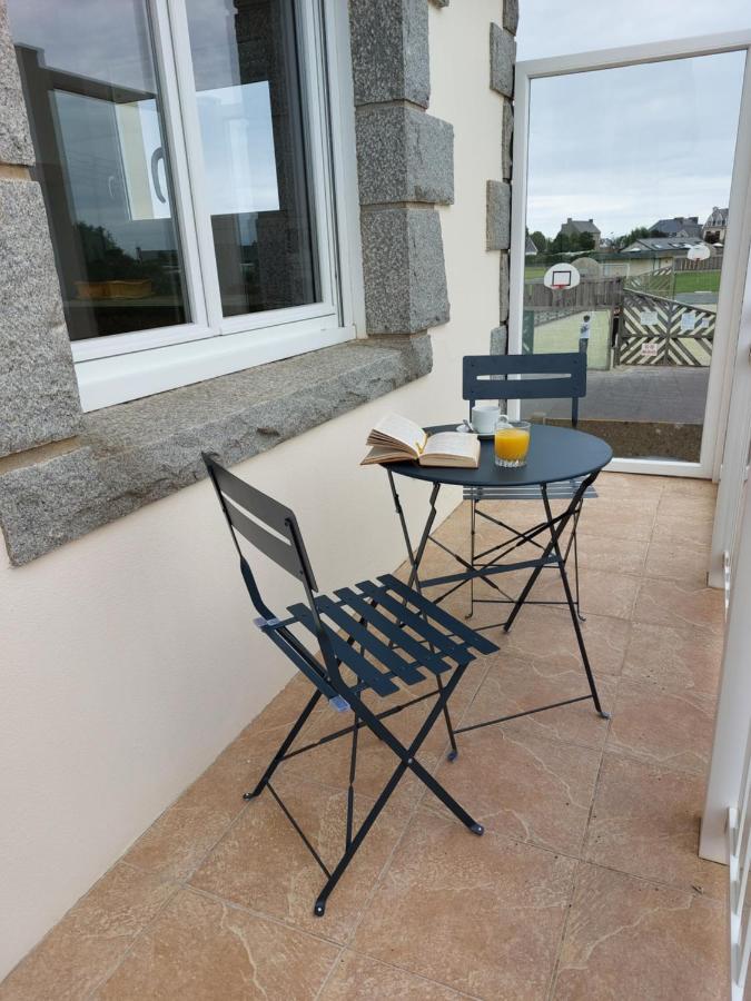 Ty Ann Maison Avec Jardin Clos De Mur, A Proximite Des Commerces Et A 3Km Des Plages Penvénan Kültér fotó